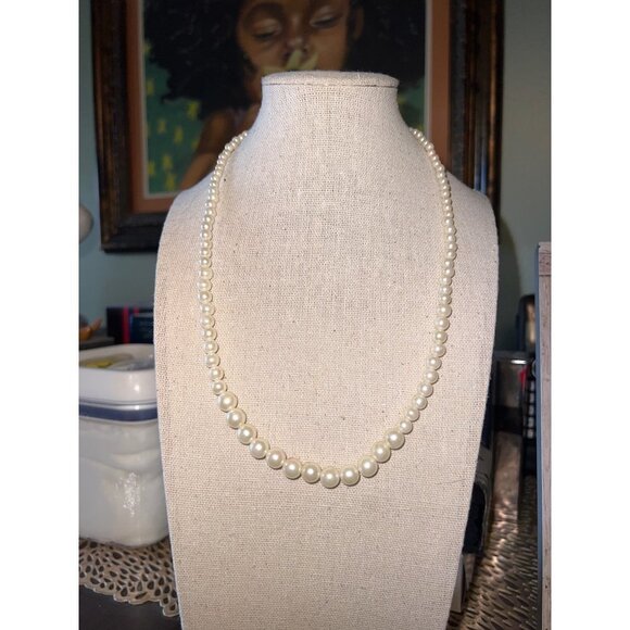 Pearl Necklace and Stretch Bracelet Sets -- 18" - Picture 6 of 9